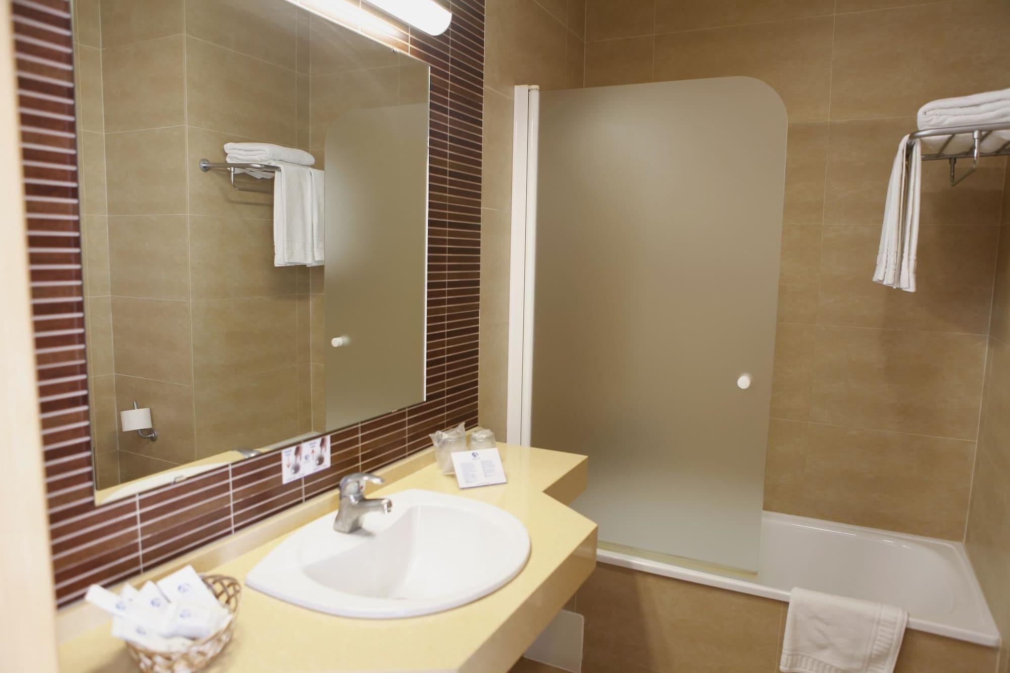 Hotel Adiafa บาร์บาเต ภายนอก รูปภาพ