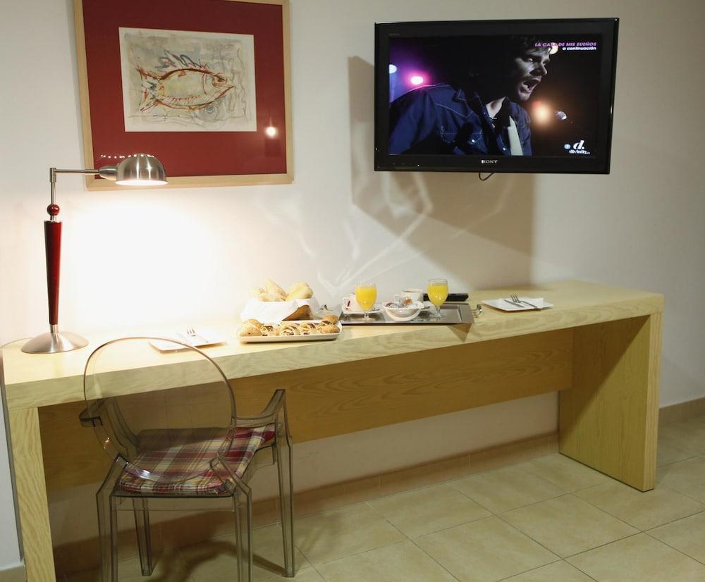 Hotel Adiafa บาร์บาเต ภายนอก รูปภาพ