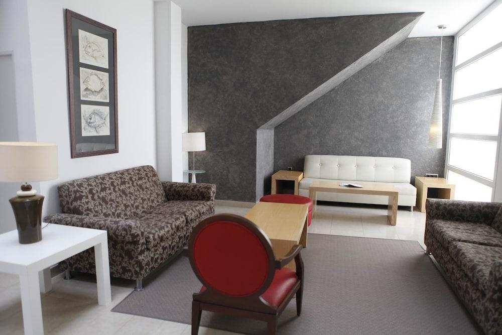 Hotel Adiafa บาร์บาเต ภายนอก รูปภาพ